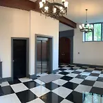 Craft Court