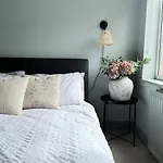 The Cottage, A Perfect Getaway!
