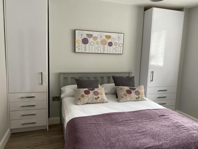 Stanley Street Apartment *