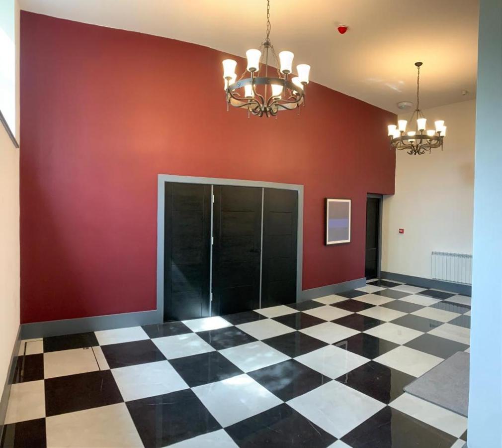Aparthotel Craft Court