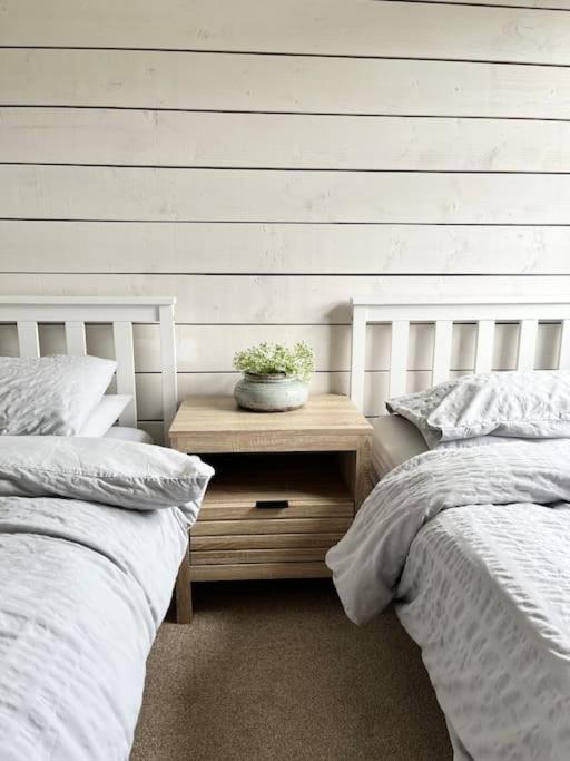 The Cottage, A Perfect Getaway! Southport