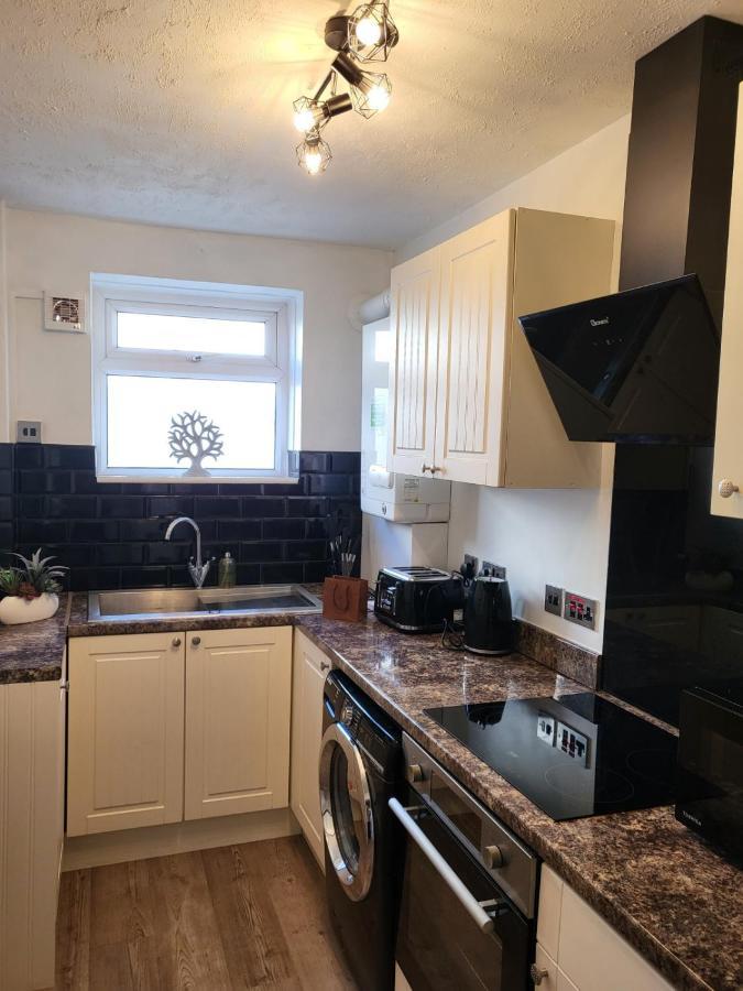 Executive - Ar Southport