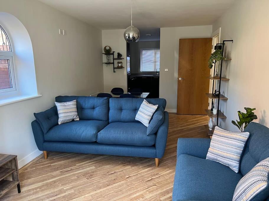In Birkdale - 2 Bedrooms Southport