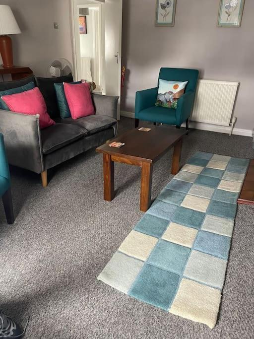 Rooms@ Remedy 2 Bedroom Southport