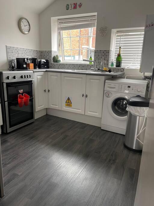 Apartment Rooms@ Remedy 2 Bedroom Southport