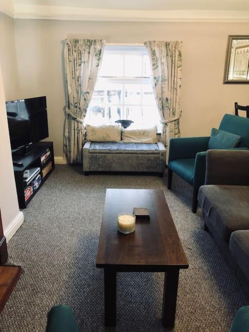 Rooms@ Remedy 2 Bedroom Apartment Southport
