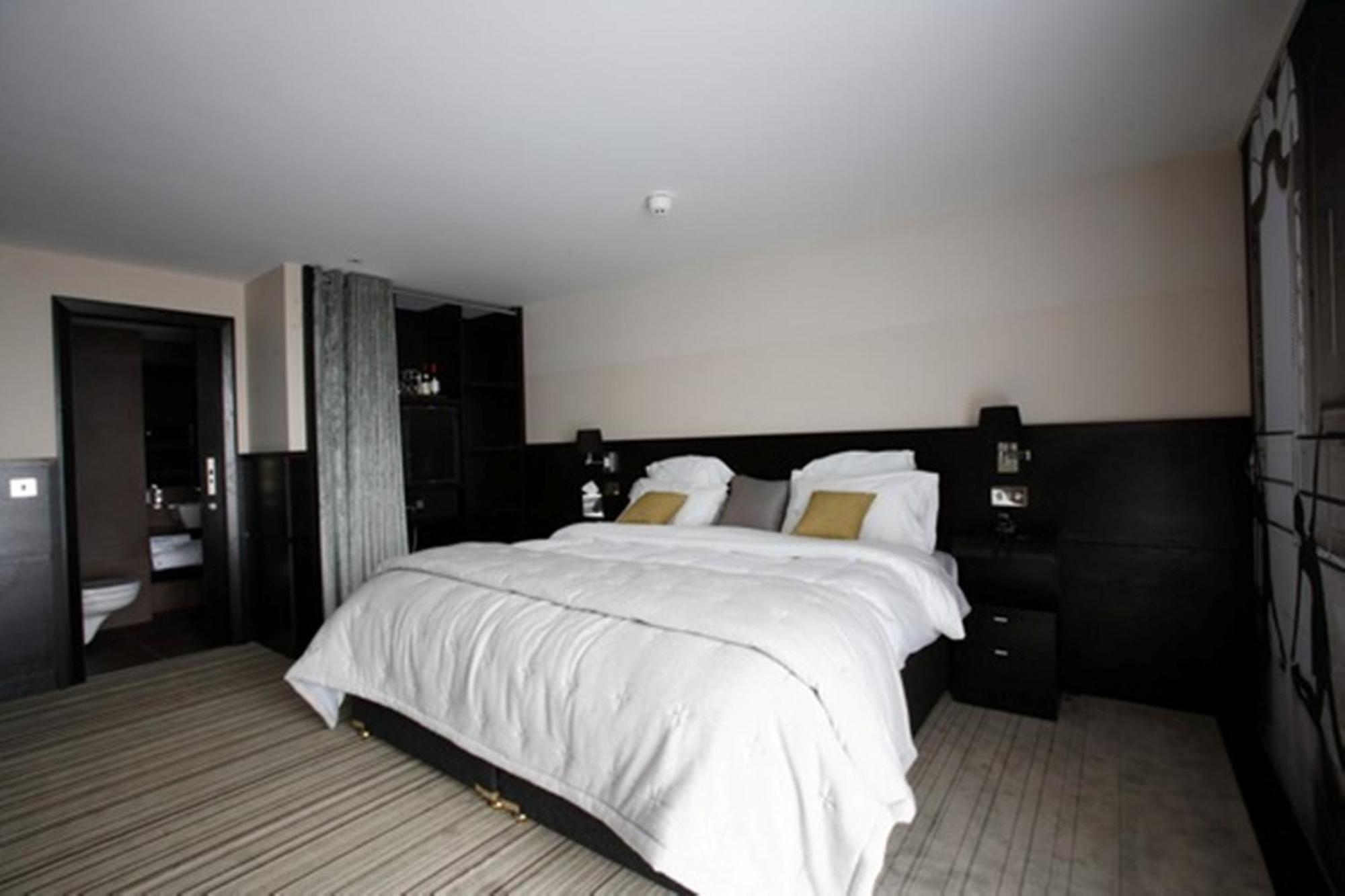 Hotel The Vincent Southport