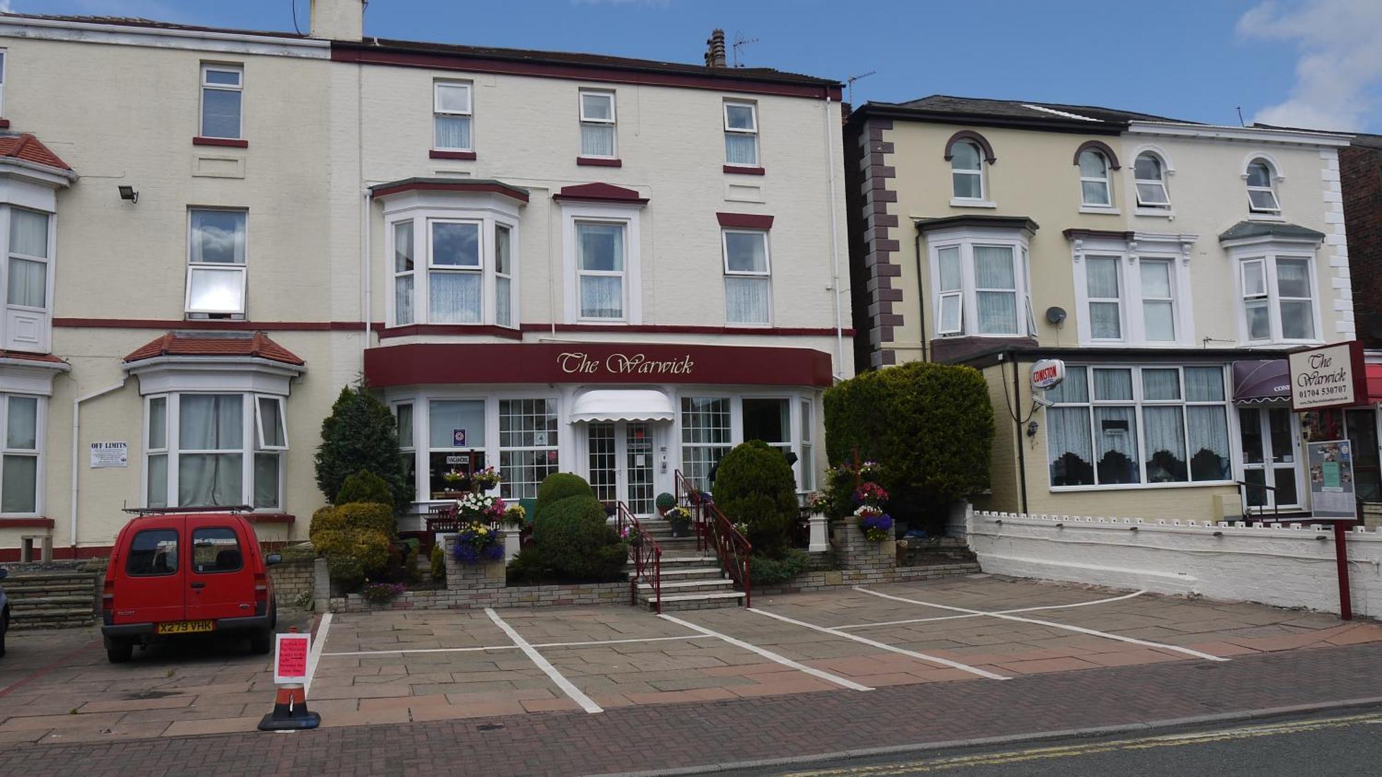 Guest house The Warwick