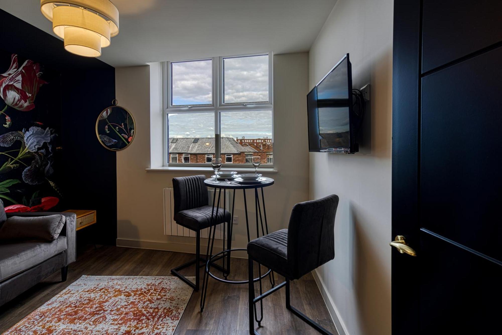 Renaissance 11 - 2 Bedroom In Apartment