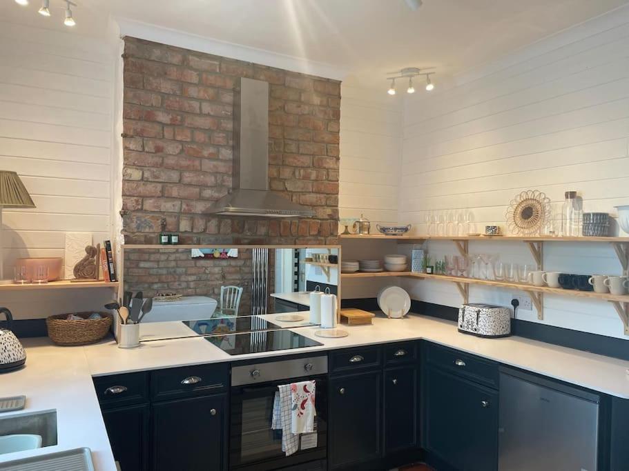 Lemon Tree Terrace In Central Holiday home *