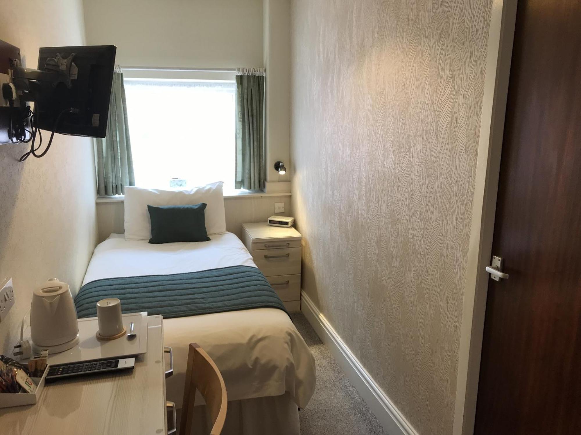 Guest house The Bowden 4*
