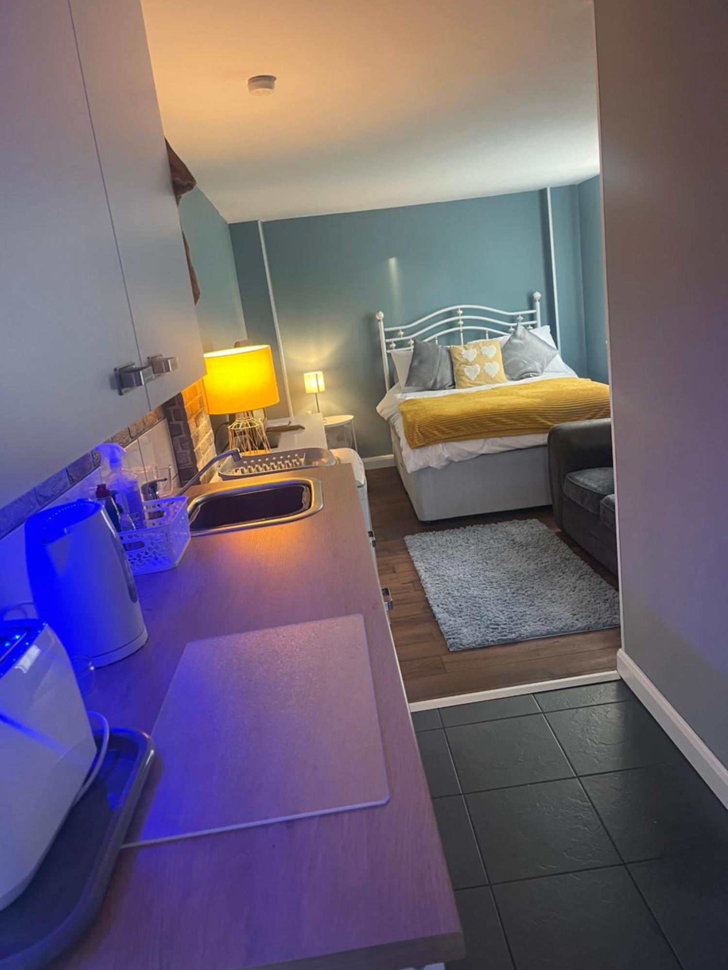Birkdale's Hidden Gem Apartment *