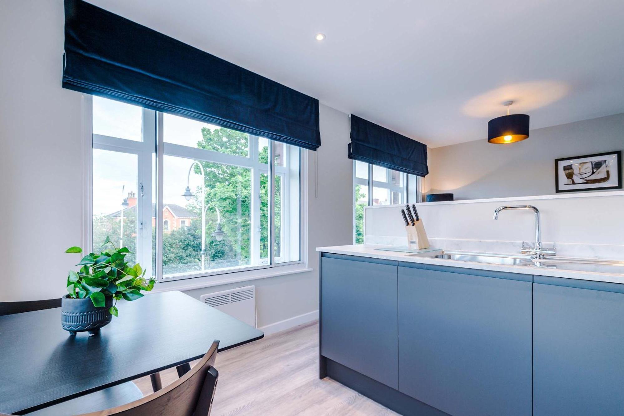 Apartment Spacious 1 Bedroom In Centre *