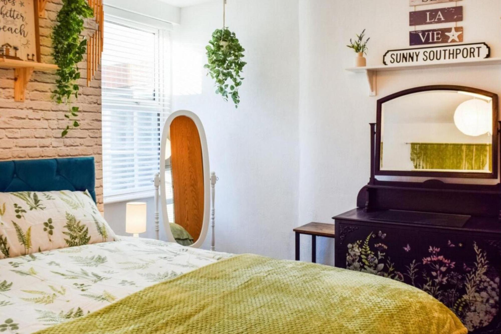 The Hideaway Cottage Feel Patio Central Parking *