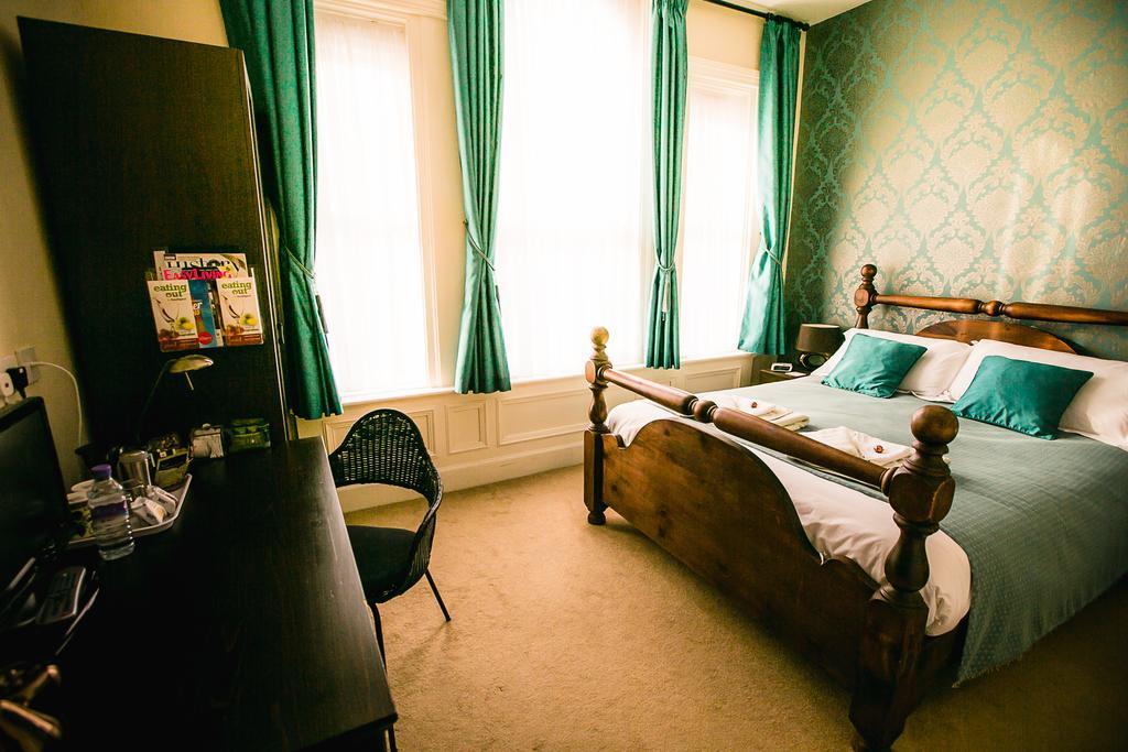 Guest house Birkdale