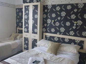 The Warwick Guest house