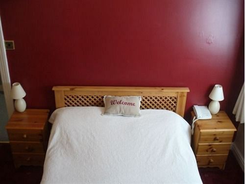 Hotel Whitworth Falls Southport