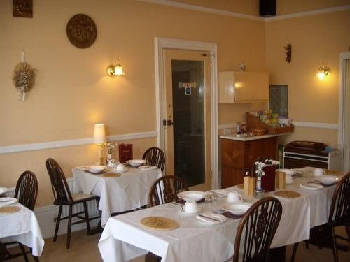Whitworth Falls Hotel Southport