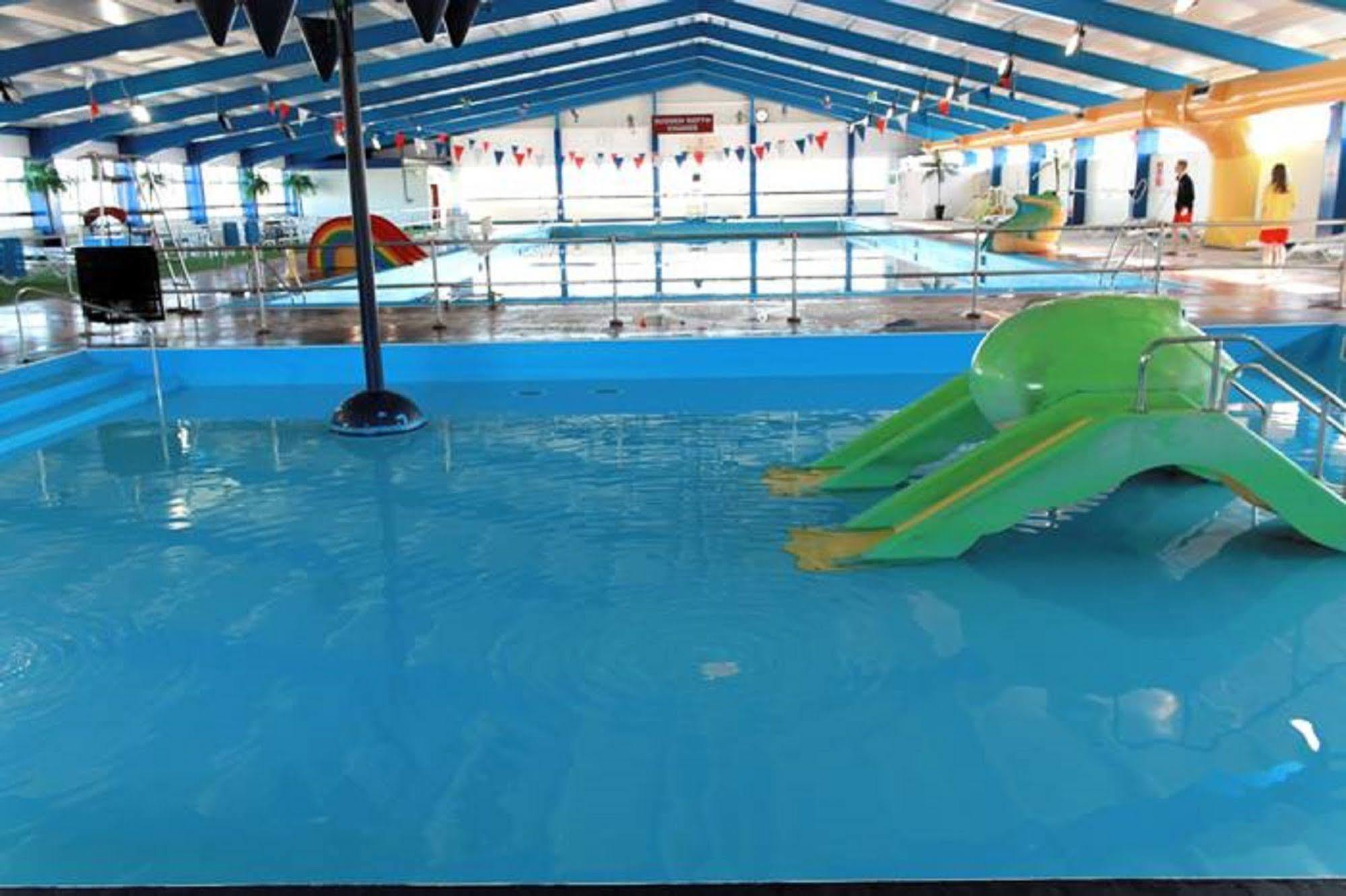 Pontins-southport 2*