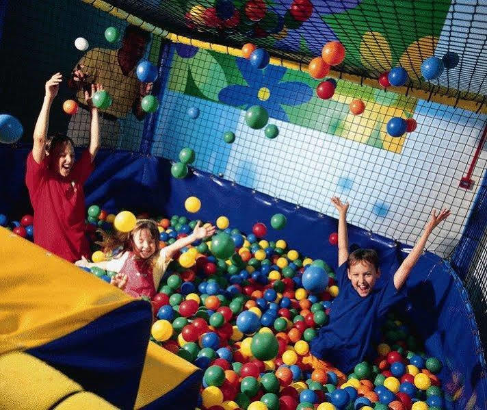 Pontins-southport Holiday park 2*