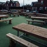 Arthur\'S Bar & Accommodation