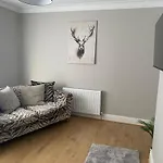 Amazing Two Bedroom Apartment - Sr