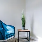 Stylish, Central And Spacious Apartments In Southport