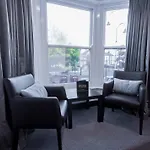 Sinclair\'S Rooms