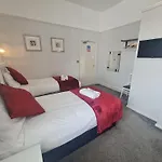 Clifton Villa - Southport