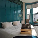 3 -Min Walk To Southport Pier & Beach Fast Wi-Fi & Perfect Getaway