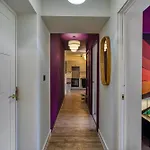 Renaissance 5 - 2 Bedroom Apartment In Southport