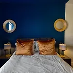 Renaissance 2 - 2Bedroom Flat In Southport