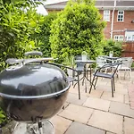 Baytrees Hotel