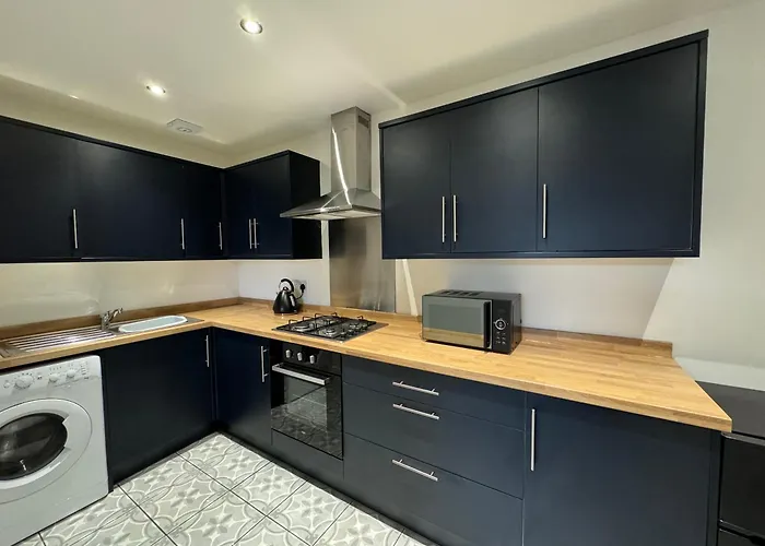 Zetland House Apartment - First Floor With Garden And Parking