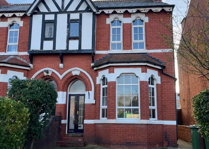 Chestnut House