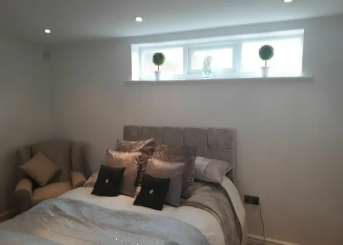 No 5 The Mews