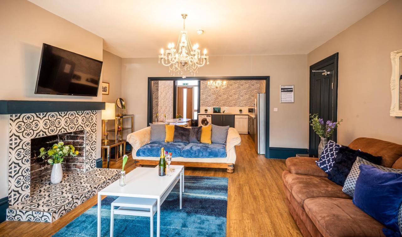 3 -min Walk To Pier & Fast Wi-fi & Perfect Getaway Southport