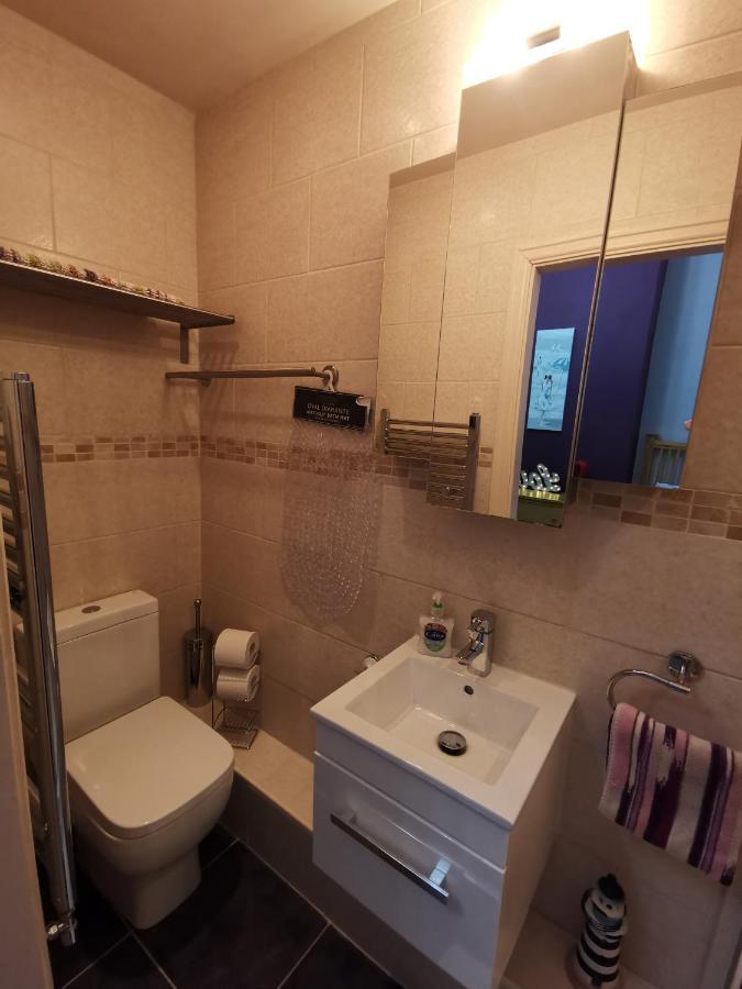 Vale House 3*