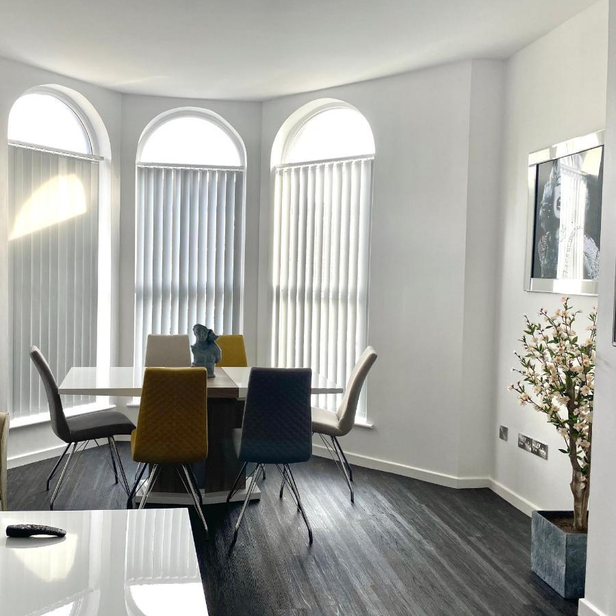 Part St Apartment Southport
