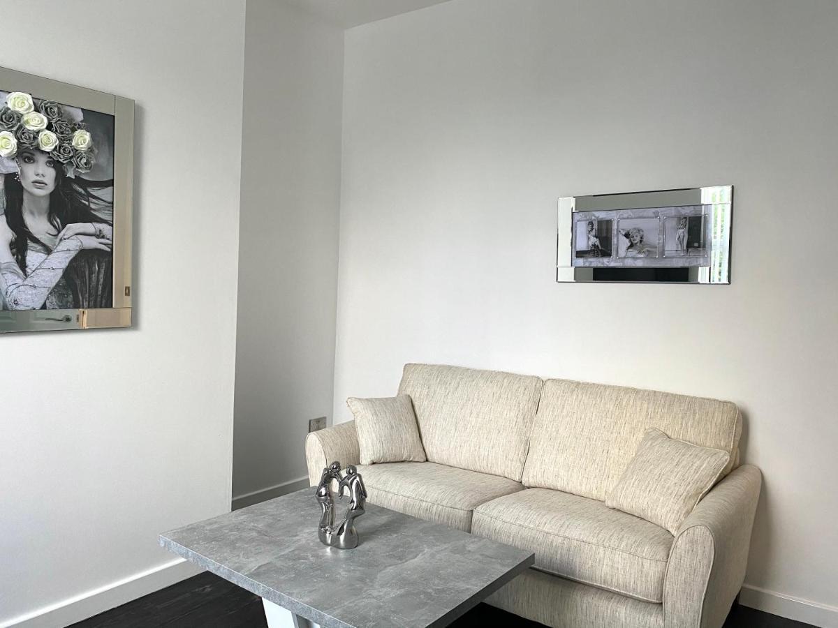 Apartment Part St Southport