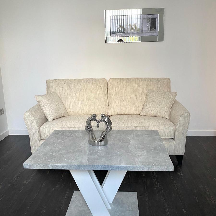 Apartment Part St *