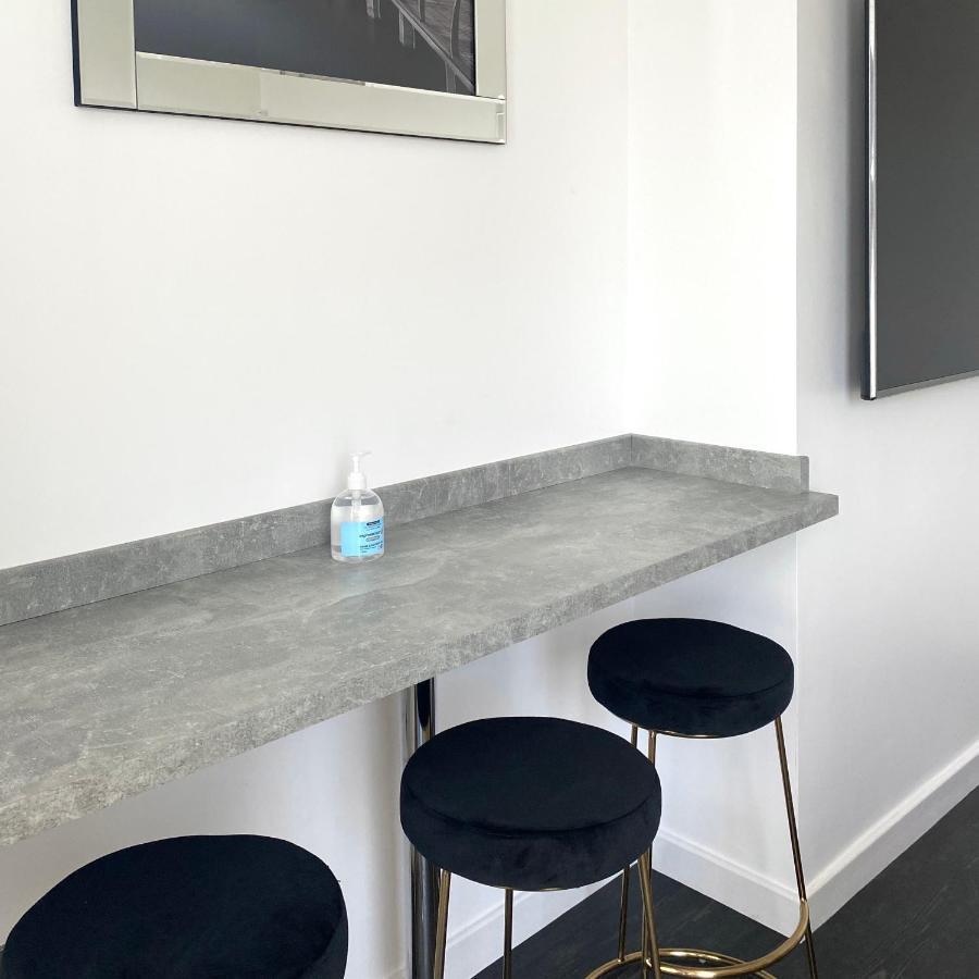Apartment Part St *