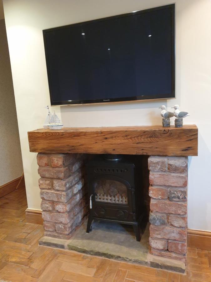 The Coach House Cottage, Holiday home Southport
