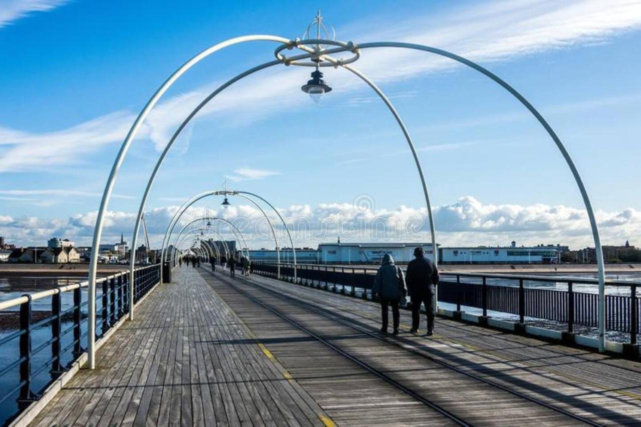 Birkdale Boutique Sleeps 5 Apartment Southport