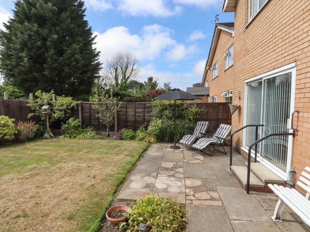 Holiday home Spring Close