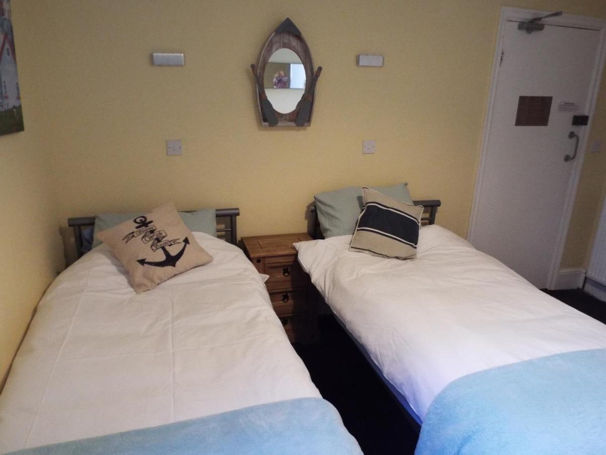 Guest house Captain's Quarters *