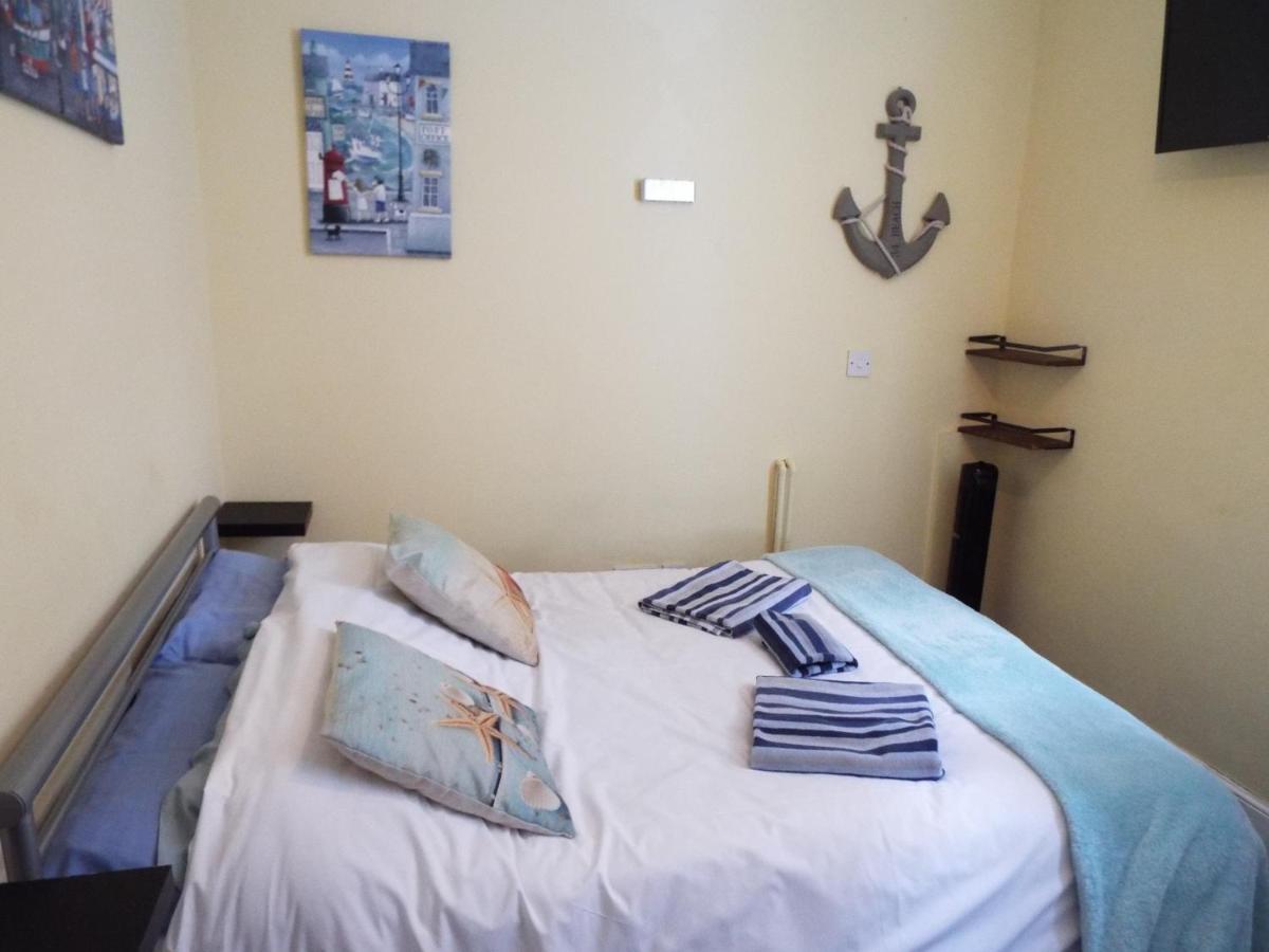 Captain's Quarters
