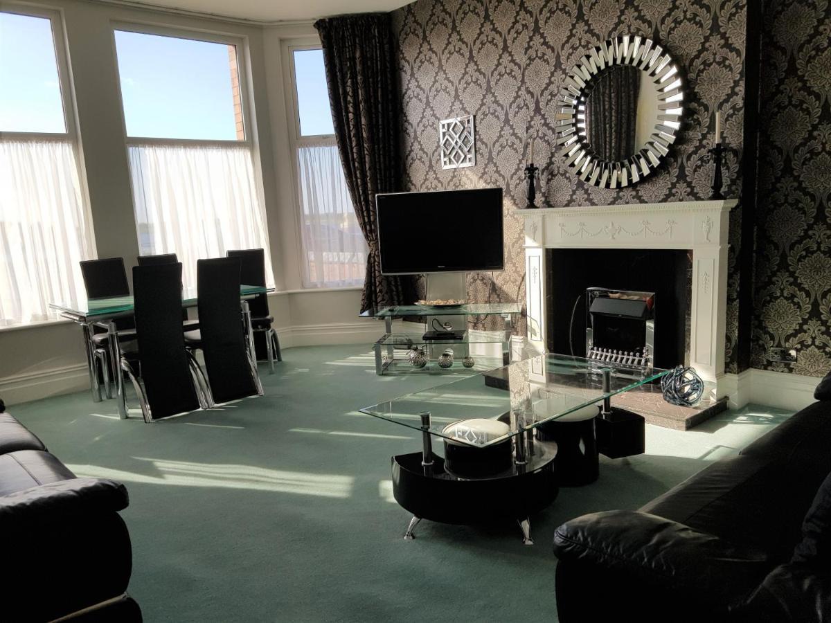 Apartment Promenade Southport