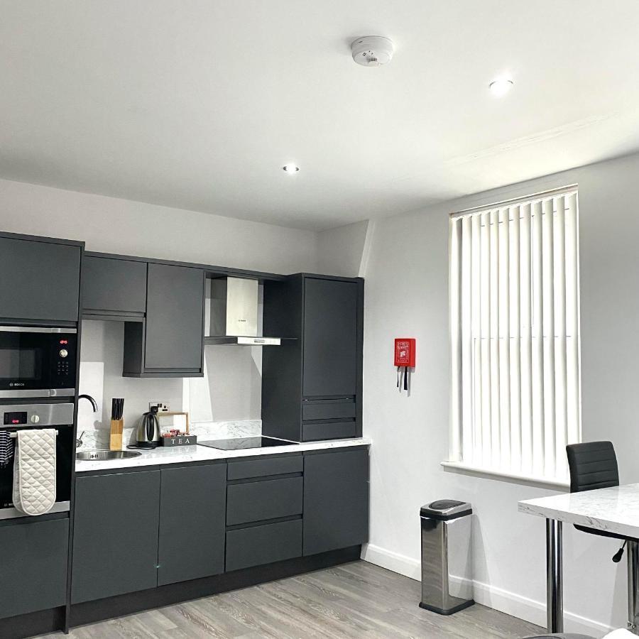 Crown Apartment Southport