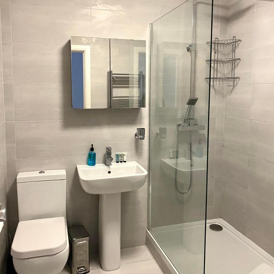 Crown Apartment Southport
